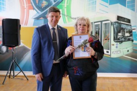 Сергей Ладанов поздравил автомобилистов с профессиональным праздником